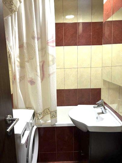 Titan - Metrou Costin Georgian